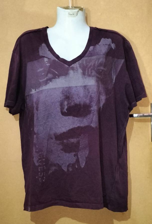 Ladies - Purple Top- Make -Guess - Size - no size