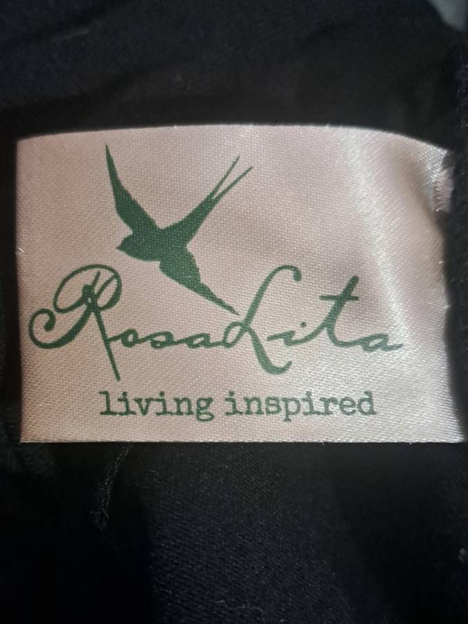 Ladies - Black Top - Make - make on picture - Size - no size