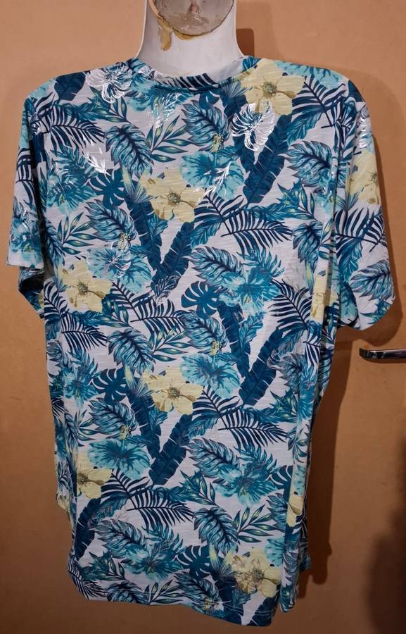 Ladies - Multicolored Top - Make - Miladys - Size - M