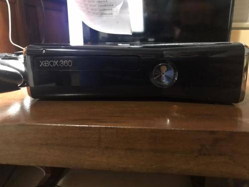 XBOX 360 Console Bundle