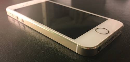 iPHONE 5S 16GB GOLD - EXCELLENT CONDITION - FREE SHIPPING! FREE MOPHIE BATTERY CASE!