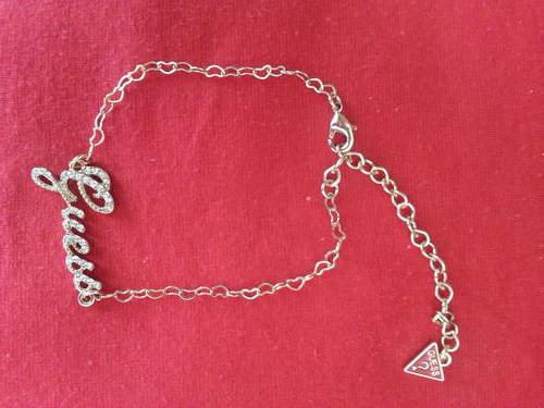 gorgeous Guess bracelet