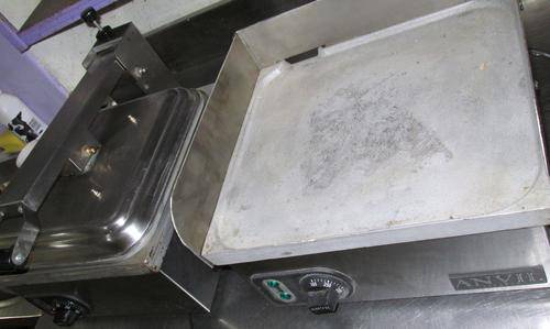 ANVIL TOASTER AND FLAT TOP GRILL