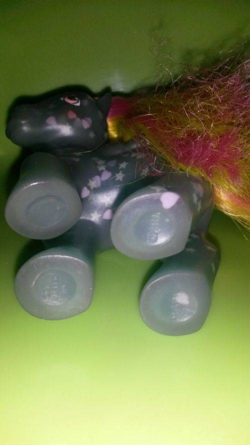 My little pony Pegasus, star glow , Glow and show pony  1987 , stars glow in the dark