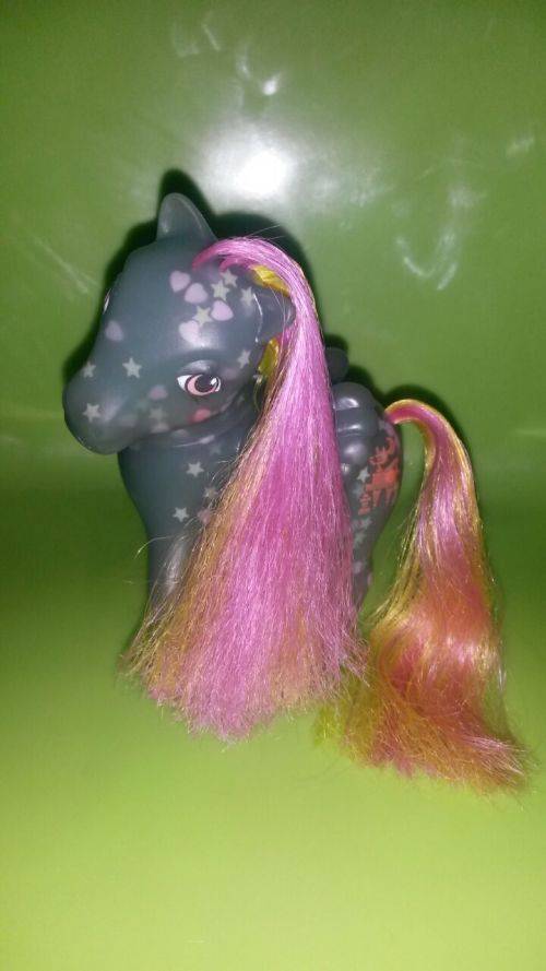 My little pony Pegasus, star glow , Glow and show pony  1987 , stars glow in the dark