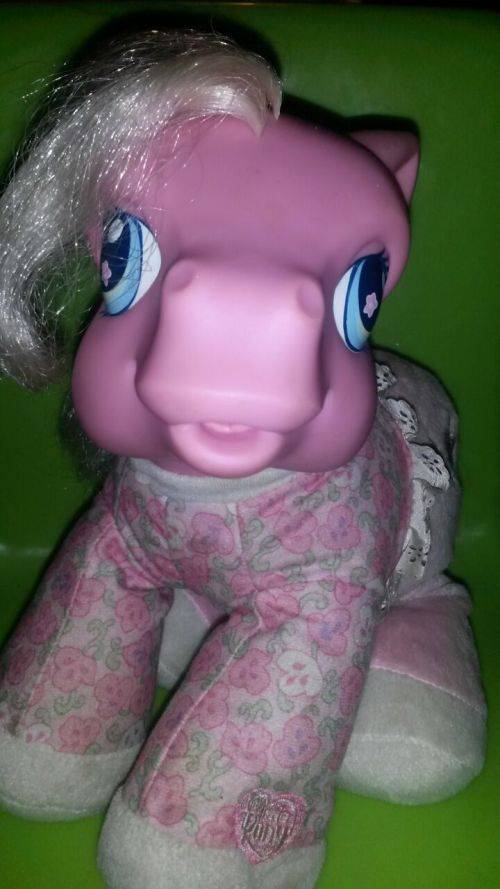 My little pony,  large pink pony 23 cm Hasbro  plastic head material body