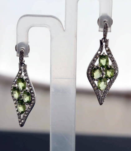 SHOWY LIME GREEN PERIDOT AND ICY CUBIC ZIRCONIA STERLING SILVER EARRINGS. 925. GLAMOUROUS DROPS!