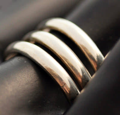 BOLD TRIPLE STRAND MODERN STERLING SILVER RING. 925. HEAVY! 6,83 grams