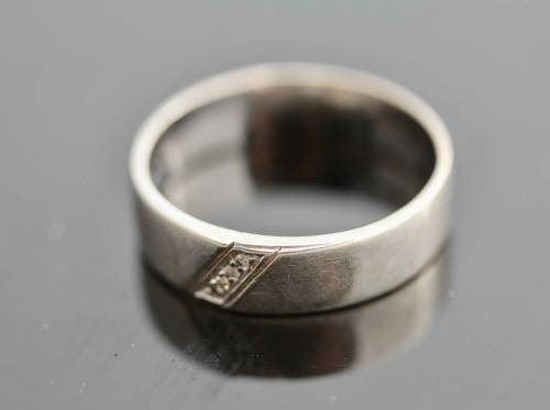 MAN'S 9ct WHITE GOLD DIAMOND WEDDING BAND. VINTAGE BIRMINGHAM ENGLAND ASSAY