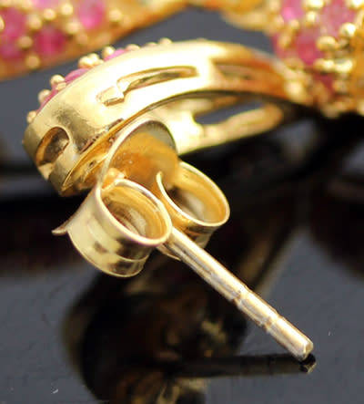 STRIKING CONTEMPORARY RUBY, EMERALD AND BAROQUE PEARL GOLD-HUED STERLING SILVER DANGLY EARRINGS. 925