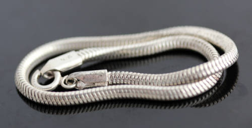 SIMPLE CONTEMPORARY STERLING SILVER SNAKE LINK BRACELET CHAIN. 925