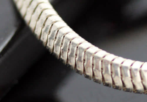 SIMPLE CONTEMPORARY STERLING SILVER SNAKE LINK BRACELET CHAIN. 925