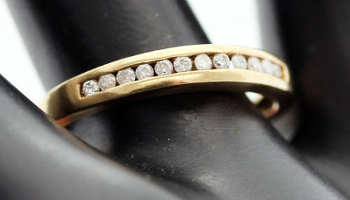 9CT YELLOW GOLD RING WITH CHANNEL SET NATURAL DIAMONDS CLASSIC HALF-ETERNITY. VINTAGE ENGLISH