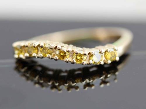 VINTAGE GOLDEN-YELLOW DIAMOND HALF ETERNITY 9CT YELLOW GOLD RING 375 *JEWELLER CERTIFIED AT R14'500