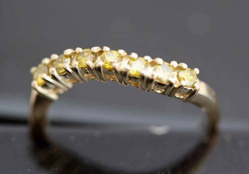 VINTAGE GOLDEN-YELLOW DIAMOND HALF ETERNITY 9CT YELLOW GOLD RING 375 *JEWELLER CERTIFIED AT R14'500