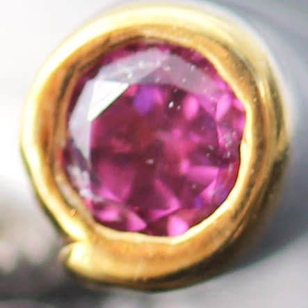 HANDMADE ULTRA-MODERN EMERALD, PERIDOT AND RHODALITE GARNET STERLING SILVER RING TUBE STRAND DETAIL