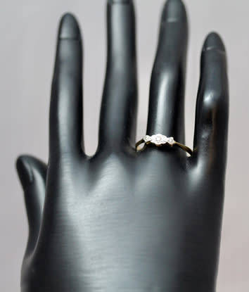 VINTAGE ART DECO DIAMOND TRILOGY 18CT YELLOW GOLD AND PLATINUM RING. circa 1930