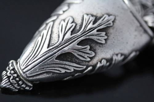 UNUSUAL VINTAGE COLLECTABLE TUSSIE MUSSIE (BOUTONNIER) BROOCH FOR FRESH FLOWER POSY