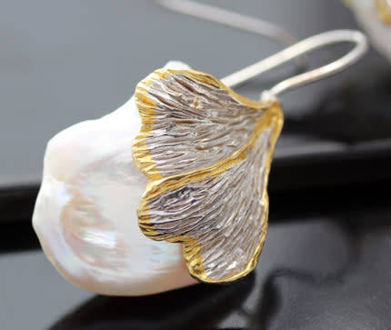 DRAMATIC HANDCRAFTED GORGEOUS BAROQUE PEARL STERLING SILVER DROP & DANGLE EARRINGS GOLD-HUED ACCENTS