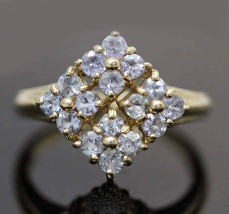ENGLISH VINTAGE REAL TANZANITE GEMSTONE 9CT YELLOW GOLD RING. WELL HALLMARKED!