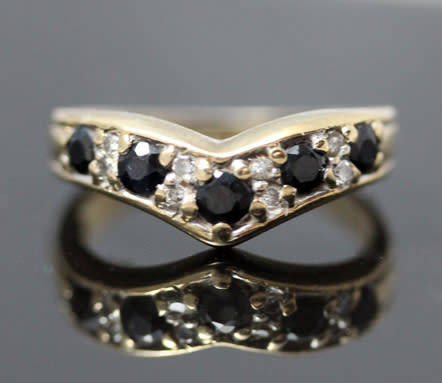 VINTAGE ENGLISH SAPPHIRE AND DIAMOND 9CT YELLOW GOLD CHEVRON RING. SOLID PIECE.  WELL HALLMARKED!