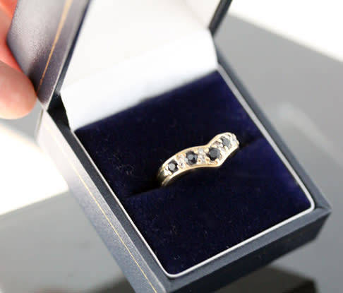 VINTAGE ENGLISH SAPPHIRE AND DIAMOND 9CT YELLOW GOLD CHEVRON RING. SOLID PIECE.  WELL HALLMARKED!