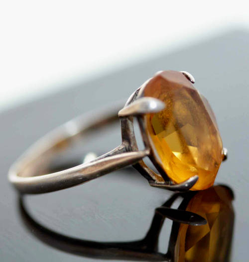 CITRINE STERLING SILVER RING. 925. INTERESTING BRITISH VINTAGE HALLMARKS! DEEP YELLOW COLOUR