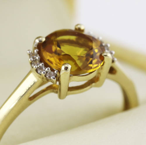NATURAL GOLDEN QUARTZ 10K YELLOW GOLD RING WITH BRILLIANT CUT DIAMONDS JEWELLER CERT R15'000 incl