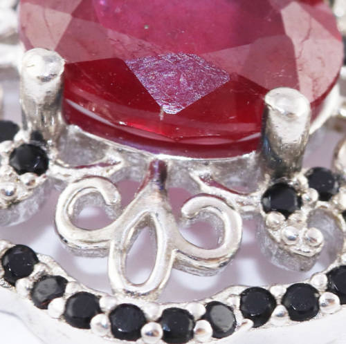 ELEGANT, REAL RUBY and BLACK SPINEL GEMSTONE FILIGREÉ STERLING SILVER PENDANT ON FACETED 40mm CHAIN