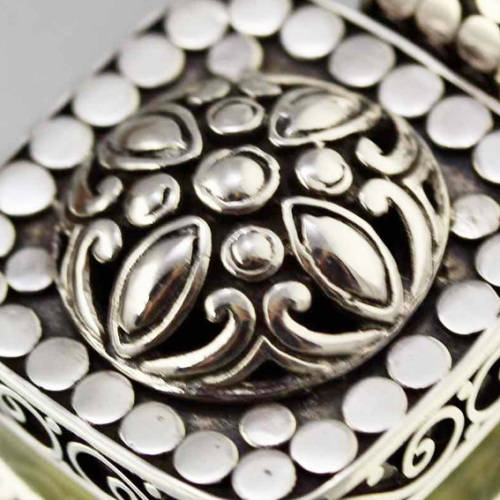 HANDCRAFTED INTRICATE CLASSIC FOLKLORE JAWANBUN 3D DESIGN STERLING SILVER PENDANT ON STERLING CHAIN
