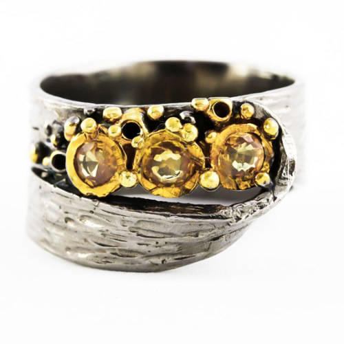 REAL SONGEA SAPPHIRES/ STRIKING HANDCRAFTED ORGANIC DESIGN RING GUNMETAL-HUED STERLING SILVER