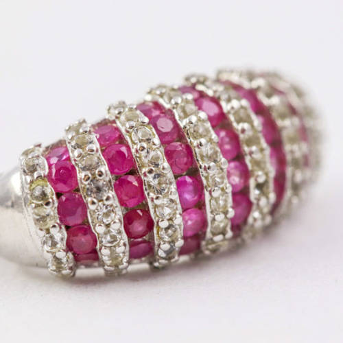 ELEGANT RUBY AND WHITE TOPAZ STERLING SILVER NECKLACE (44 CM ITALIAN 925 CHAIN). NATURAL GEMSTONES