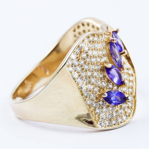 DAINTY FLORAL NATURAL CHROME DIOPSIDE AND MOTHER OF PEARL STERLING SILVER RING.925