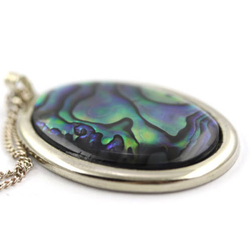 BEAUTIFUL VINTAGE ABALONE AND STERLING SILVER PENDANT ON 42 cm STERLING SILVER CHAIN