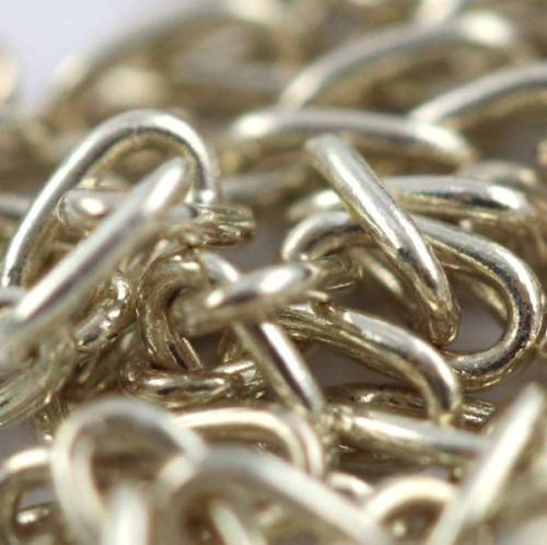 UNUSUAL STERLING SILVER FRINGE NECKLACE WITH A CASCADE OF 4MM ROUND BLACK SPINEL GEMSTONES. 925