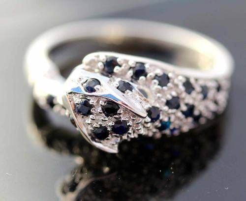 REAL DIAMOND AND SAPPHIRE RING. UNUSUAL JAGUAR COLLECTABLE PIECE FROM ENGLAND! STERLING SILVER 925