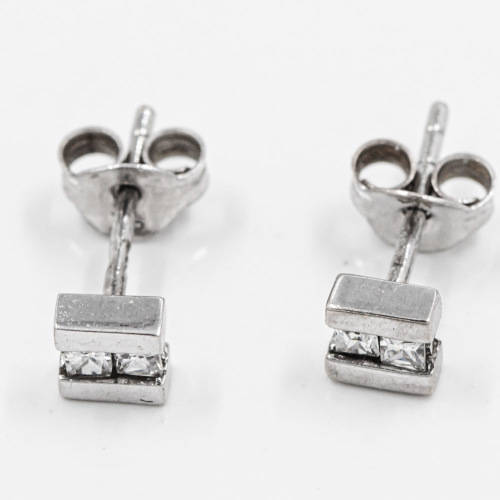 9ct WHITE GOLD ENGLISH STUD EARRINGS WITH CUBIC ZIRCONIA
