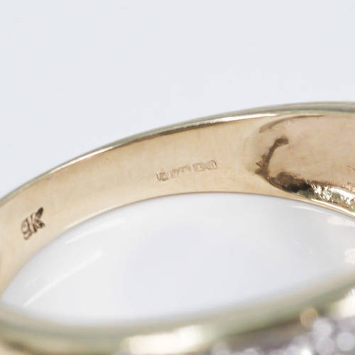 BROADBAND 0,50ct DIAMOND PAVÉ 9CT YELLOW GOLD RING. SCOTTISH-MADE. 375