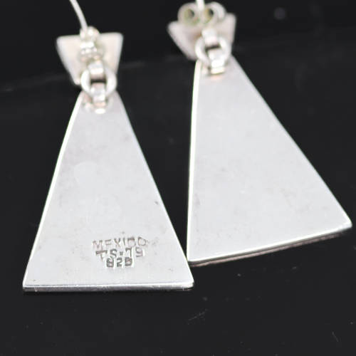 TURQUOISE AND MEXICAN STERLING SILVER EARRINGS WITH INLAY DESIGN. 925