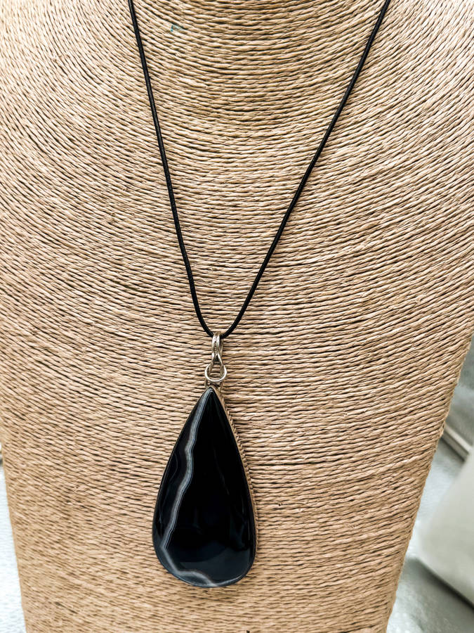 LARGE NATURAL EARTH-MINED BLACK AGATE PENDANT IN STERLING SILVER ON THONG