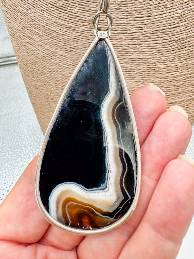 LARGE NATURAL EARTH-MINED BLACK AGATE PENDANT IN STERLING SILVER ON THONG