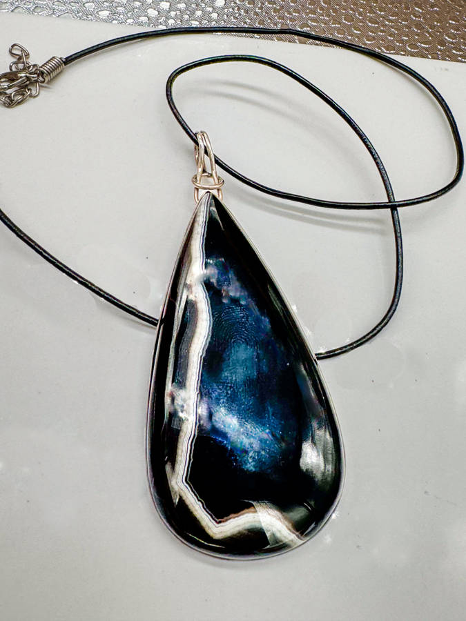 LARGE NATURAL EARTH-MINED BLACK AGATE PENDANT IN STERLING SILVER ON THONG