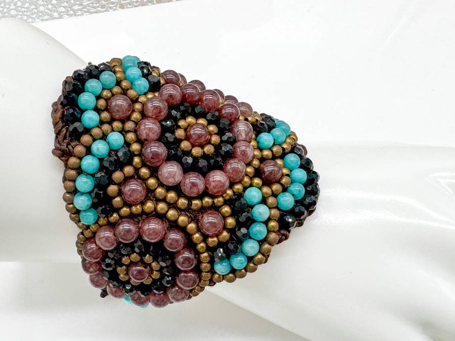 HANDCRAFTED - UNUSUAL TURQUOISE & AGATE GEMSTONE BEADS ON HEAVY BRAIDED BASE