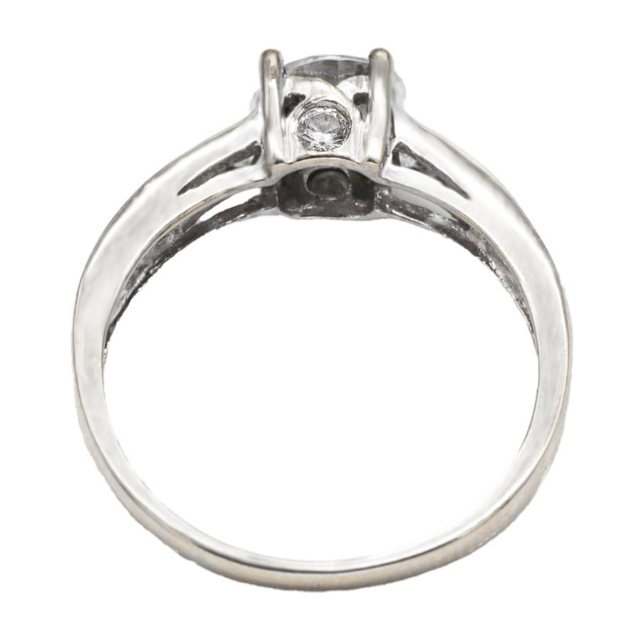 ELEGANT 9CT WHITE GOLD RING ENGLISH HALLMARK CUBIC ZIRCONIA RING W/ *JEWELLER EVALUATION R6`800 *