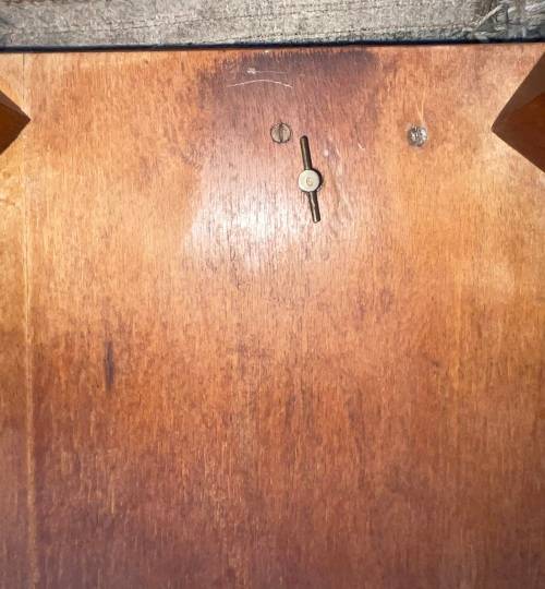 INLAID MUSICAL JEWELRY BOX.