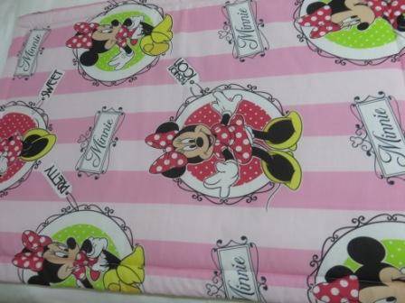 Minnie Mouse Cot Comforter with free matching hold all bag