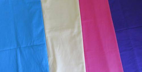Fitted cot sheets