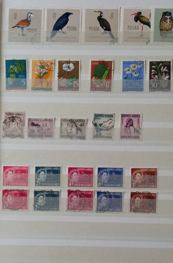 STOCKBOOK KABE 8 PAGE 16 SIDES VERY CLEAN FILLED WITH A FEW STAMPS