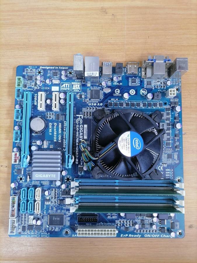 Gigabyte GA-H67MA i5 4GB RAM combo