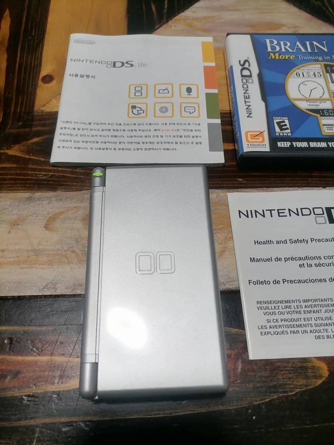 Nintendo DS LITE with 1 game